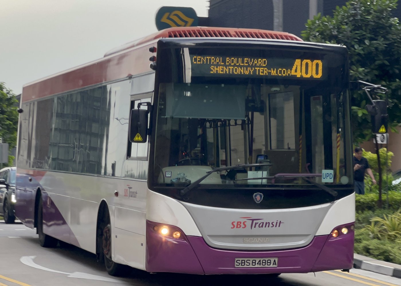 An SBS Transit bus on service 400, the Marina Bay and Shenton Way route that was to carry the autonomous buses, in November 2024. File photo.